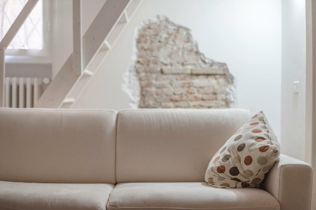 New Loft In The Heart Of Bologna 2 Apartment Exterior photo